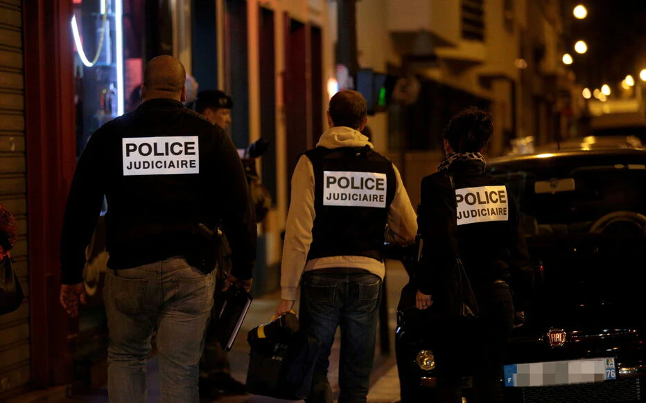 Fusillade à Paris: un homme tué par balles, 4 blessés, un suspect interpellé